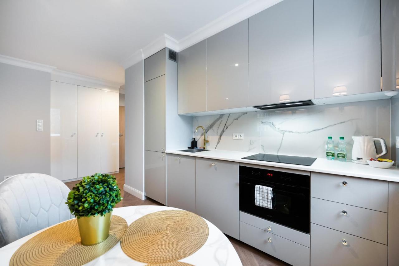 Stara Praga Superior Apartment Варшава Екстер'єр фото