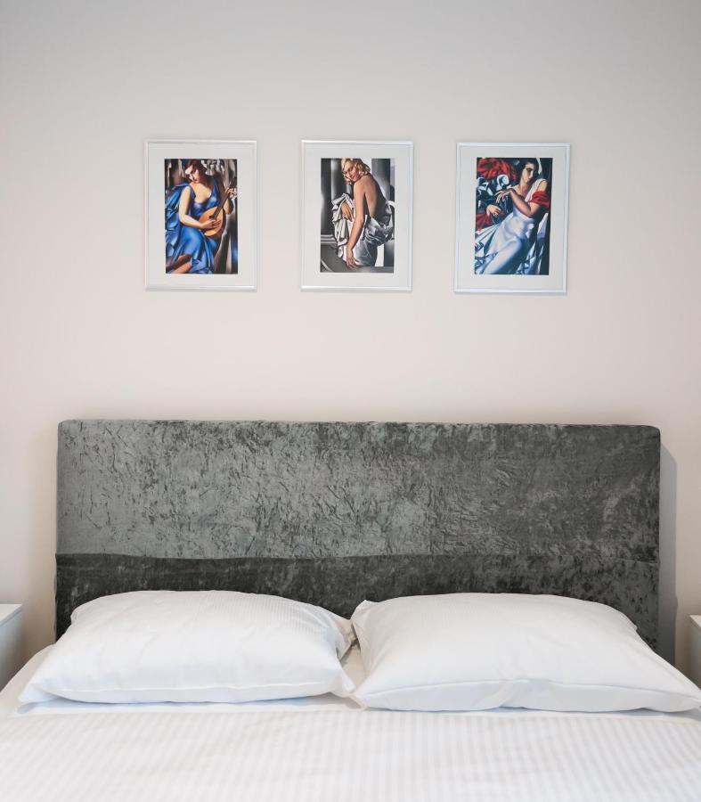 Stara Praga Superior Apartment Варшава Екстер'єр фото